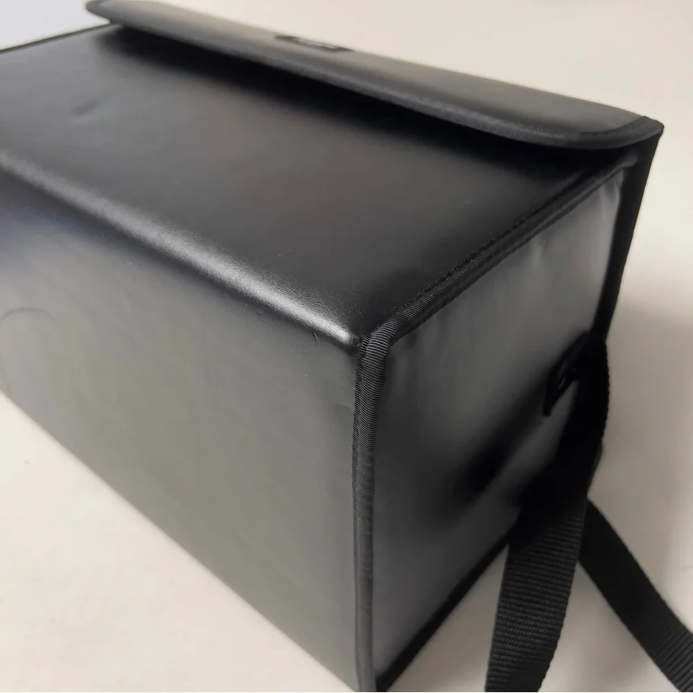 NIKON Camara Accessories Case NWOT